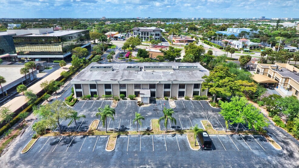 More Photos Of 1300 N Federal Hwy, Boca Raton Medical For Lease