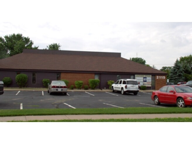 More Photos Of 2115 E Clairemont Ave, Eau Claire Office For Lease