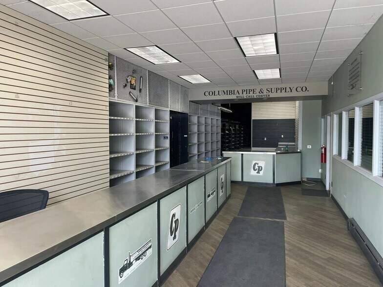 More Photos Of 850 165th St, Hammond Manufacturing For Lease