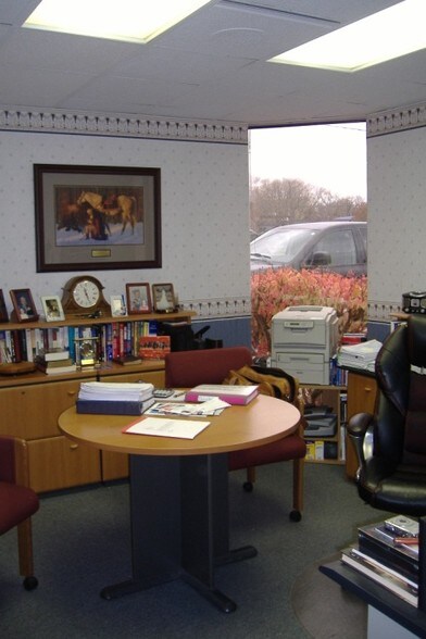 More Photos Of 3500 S Phillips Ave, Sioux Falls Office For Sale