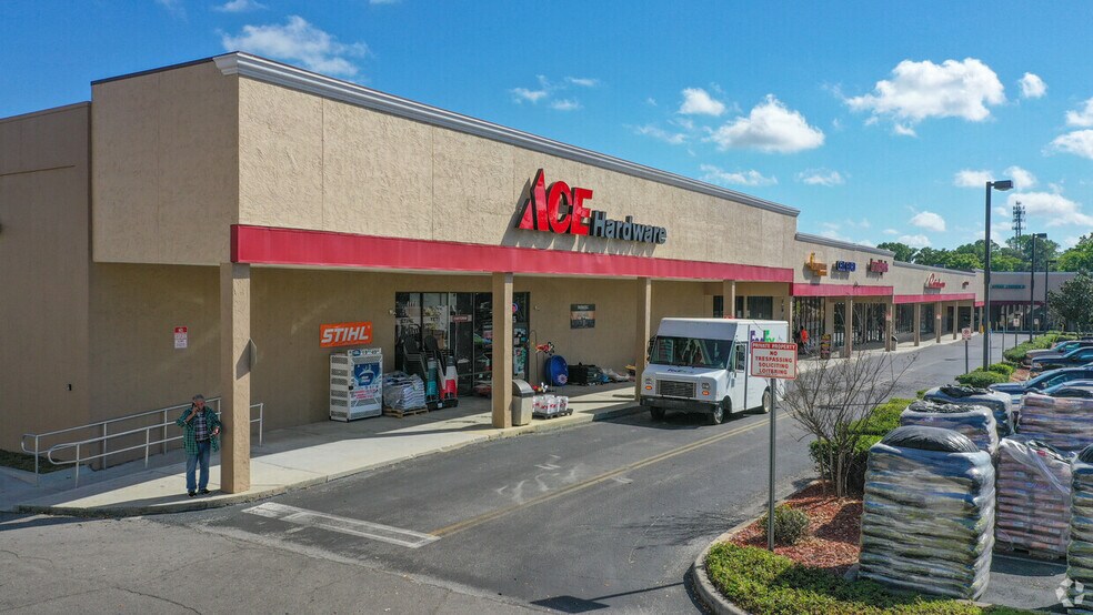 More Photos Of 1739-2015 E Silver Springs Blvd, Ocala General Retail For Sale