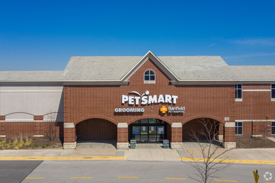 More Photos Of 1430-1540 E Golf Rd, Schaumburg Unknown For Lease