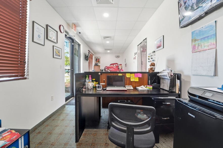 More Photos Of 9250 Belvedere Rd, Royal Palm Beach Warehouse For Sale