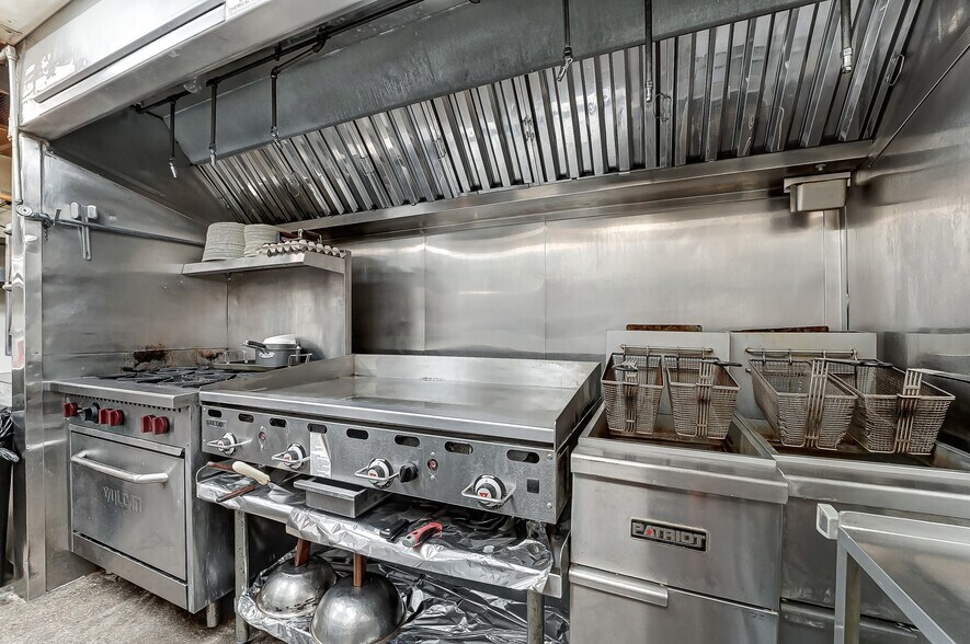 More Photos Of 13 W Main St, Spring Valley Restaurant For Sale