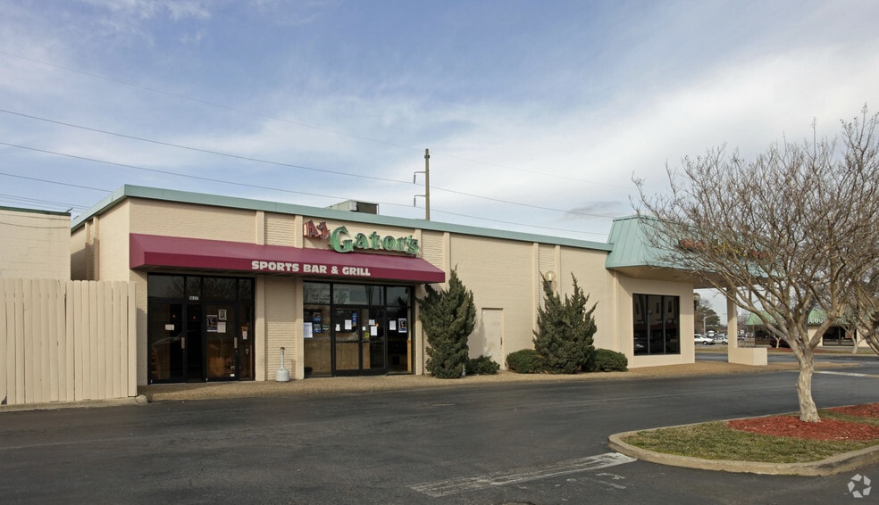 More Photos Of 1637-1641 Hilltop West Shopping Ctr, Virginia Beach General Retail For Lease