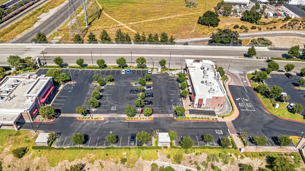 More Photos Of 26571-26583 Golden Valley Rd, Santa Clarita Restaurant For Sale