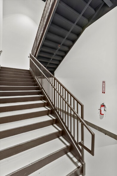 More Photos Of 2660 Old Denton Rd, Carrollton Unknown For Lease