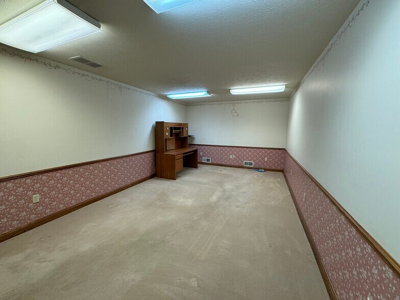 More Photos Of 266 E Main St, Marcellus Office For Sale