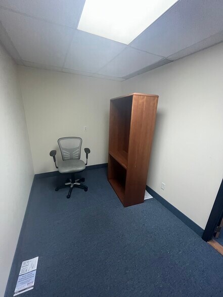 More Photos Of 914 Mount Kemble Ave, Morristown Office For Lease