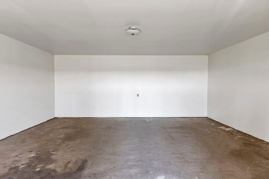 More Photos Of 1992 N US 287 Hwy, Decatur Land For Sale