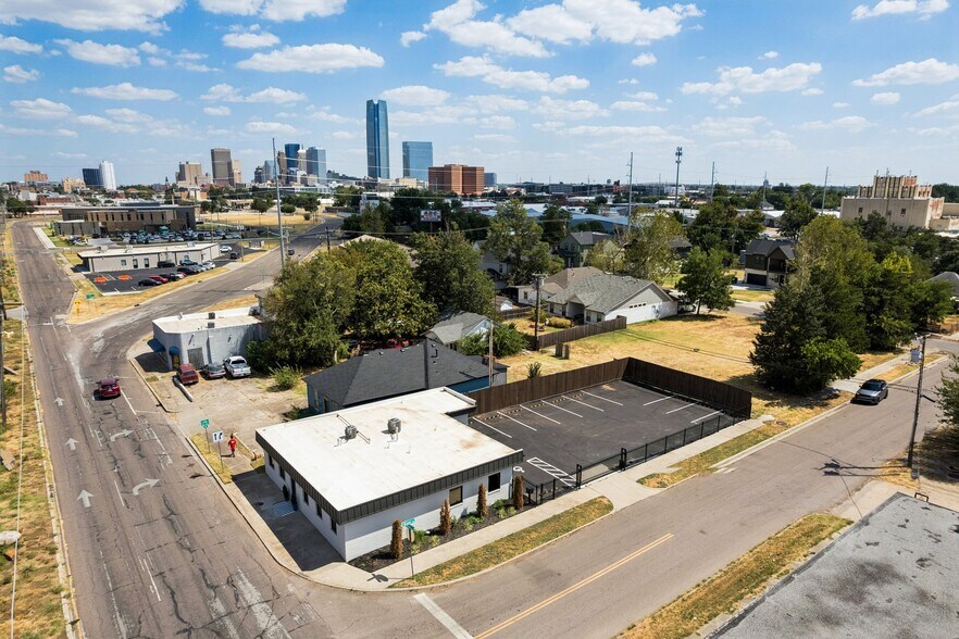 More Photos Of 1420 Linwood Blvd, Oklahoma City Office For Sale