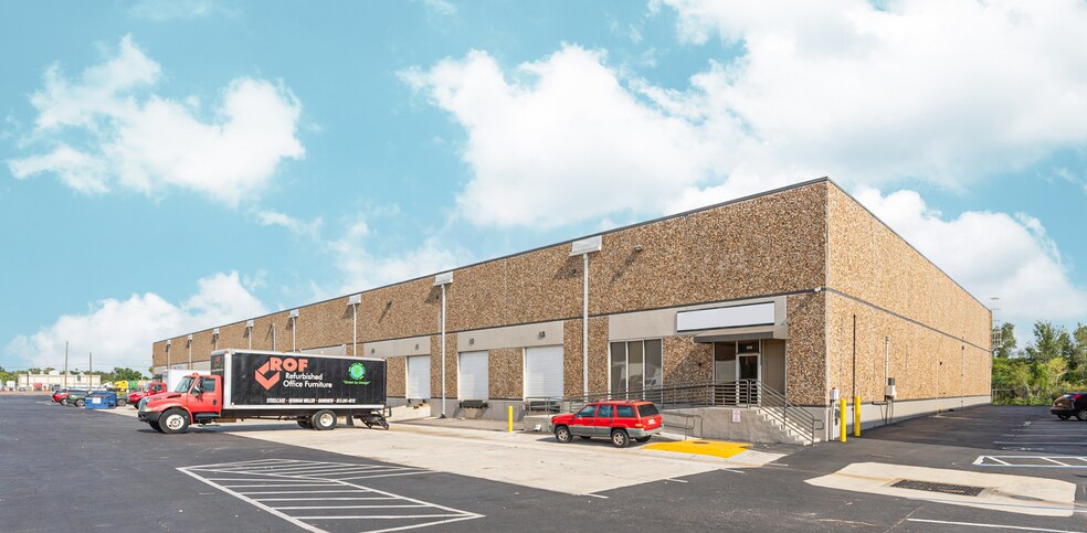 More Photos Of 1212 N 39th St, Tampa Warehouse For Lease