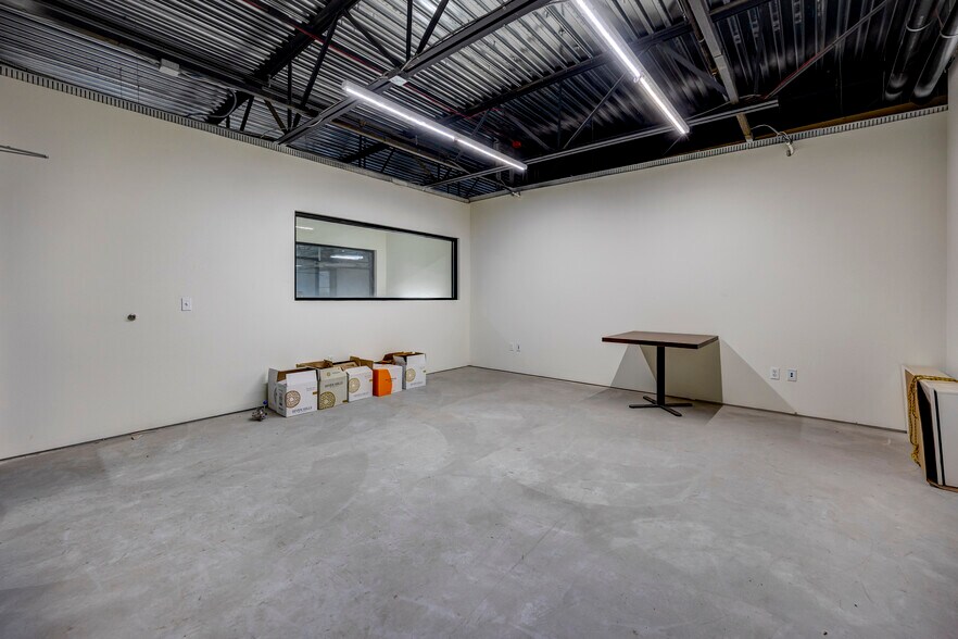 More Photos Of 8060 Keene Rd, West Richland Manufacturing For Lease