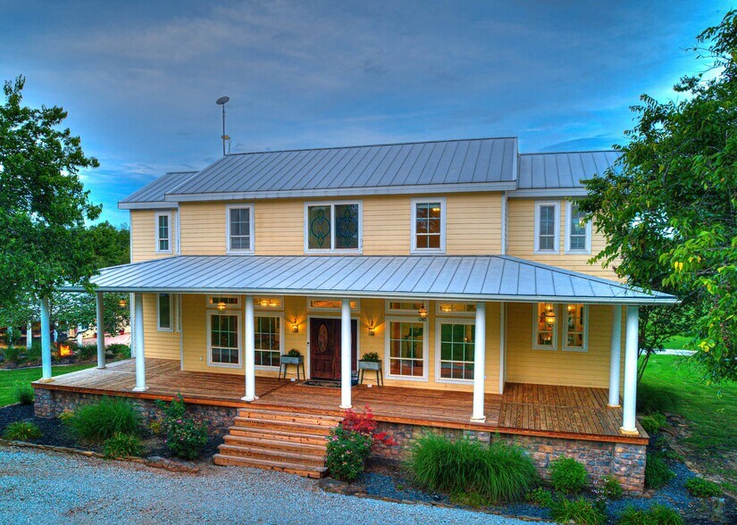 Primary Photo Of 18509 Brangus Rd, Shawnee Specialty For Sale