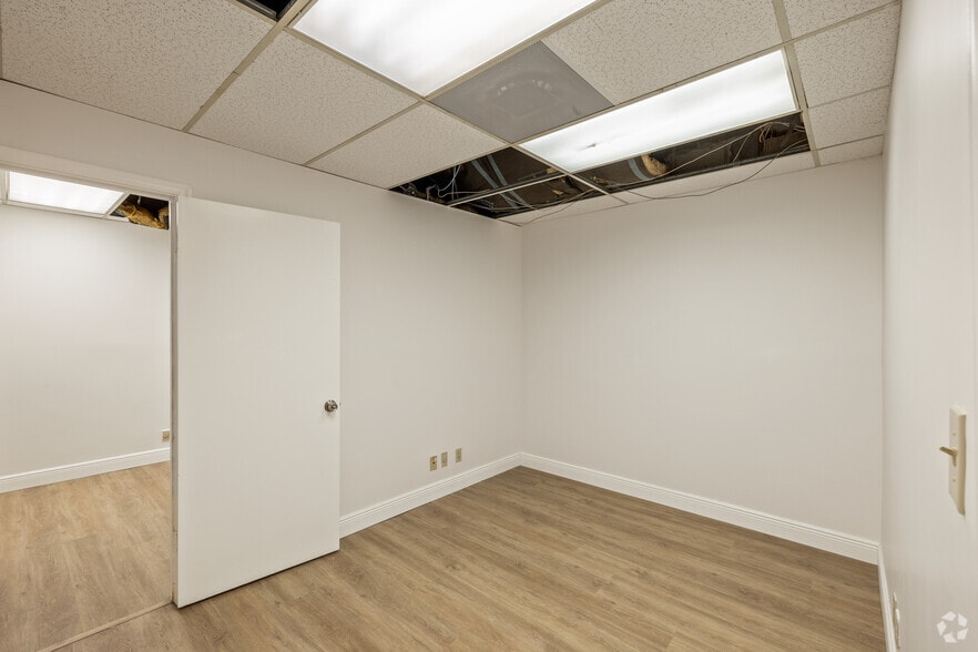 More Photos Of 2501 W Hillsboro Blvd, Deerfield Beach Office For Sale