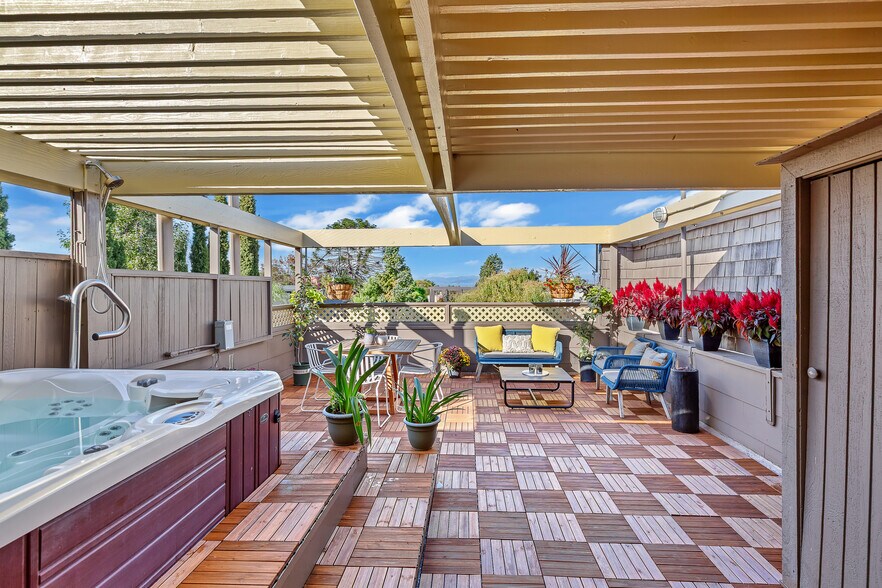 More Photos Of 1512 Walnut St, Berkeley Multifamily For Sale