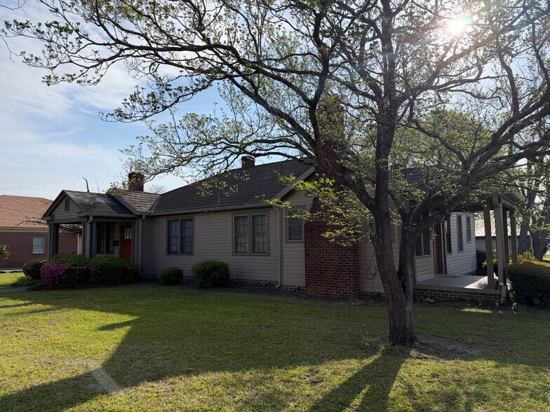 Primary Photo Of 208 Durden St, Vidalia Office Residential For Sale