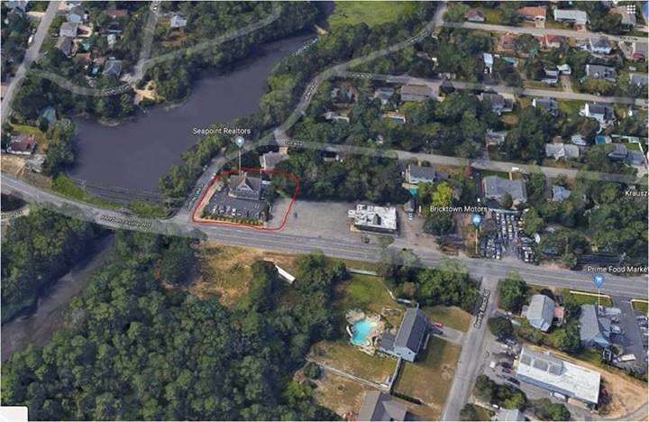 More Photos Of 426 Herbertsville Rd, Brick Office Residential For Sale