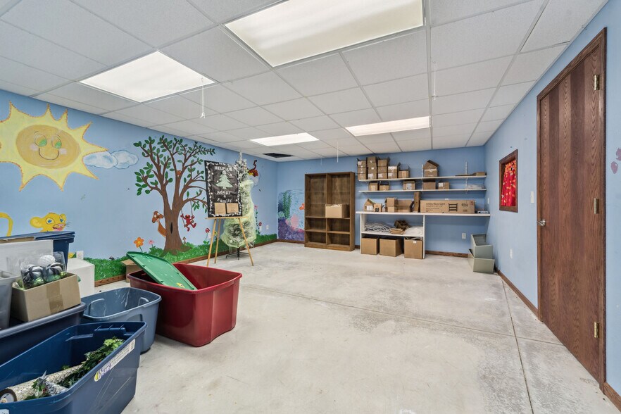 More Photos Of 952 S Park Ave, Fond Du Lac Medical For Sale