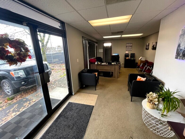 More Photos Of 3207 C St NE, Auburn Warehouse For Sale