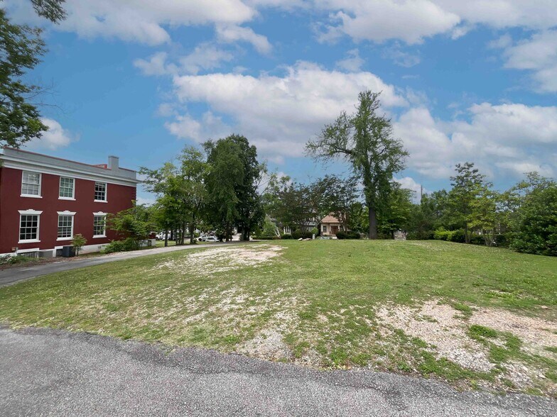 More Photos Of 1923 14th Ave S, Birmingham Office Residential For Sale
