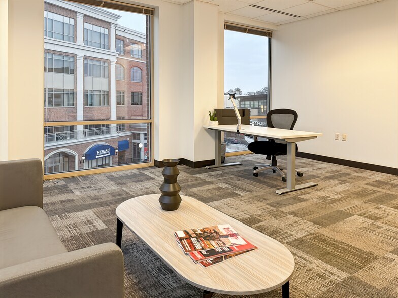 More Photos Of 11815 Fountain Way, Newport News Coworking Space