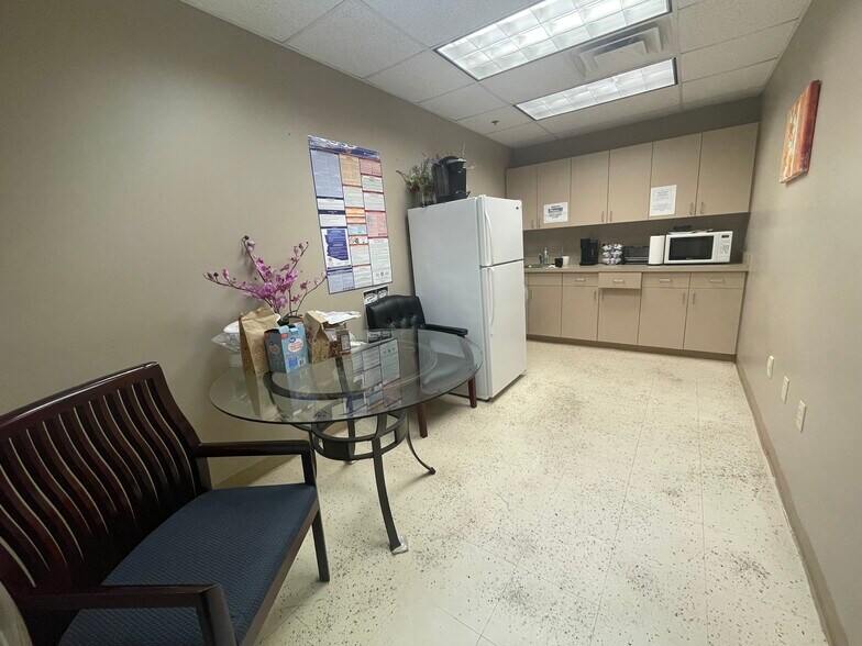 More Photos Of 5416 E Southern Ave, Mesa Medical For Sale