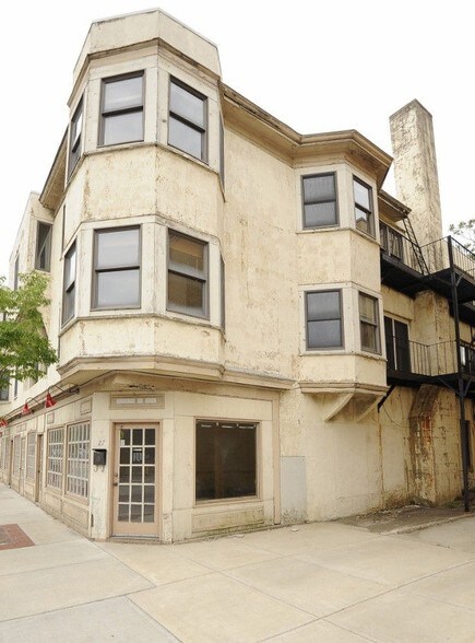 More Photos Of 27-39 S Main St, Attleboro Apartments For Sale