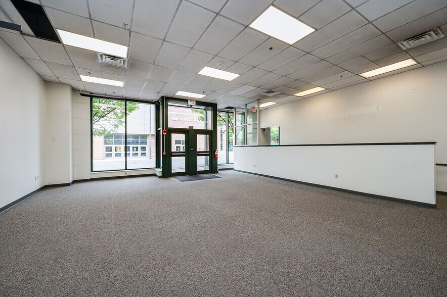 More Photos Of 722 Cherry St, Reading Storefront Retail Office For Lease