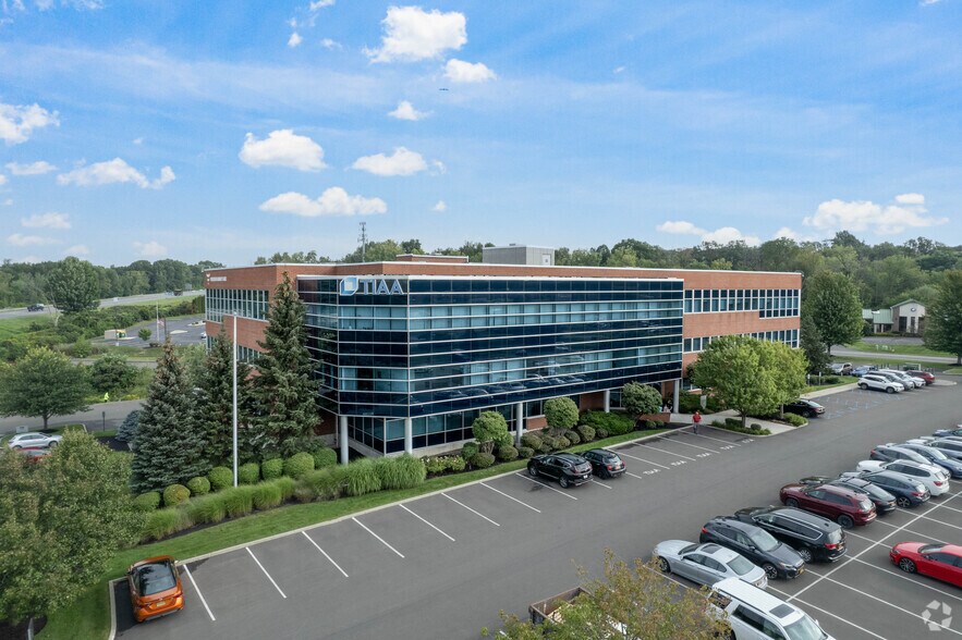 More Photos Of 30 Century Hill Dr, Latham Office For Lease