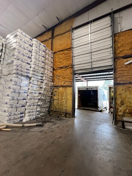 More Photos Of 5505 Linwood Dr, Tyler Warehouse For Sale
