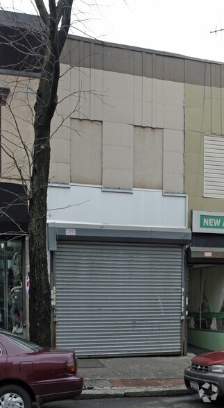 More Photos Of 28 S Fourth Ave, Mount Vernon Storefront For Sale