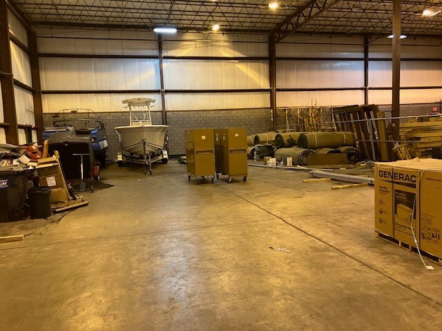 More Photos Of 110 Penn Am Dr, Quakertown Warehouse For Lease