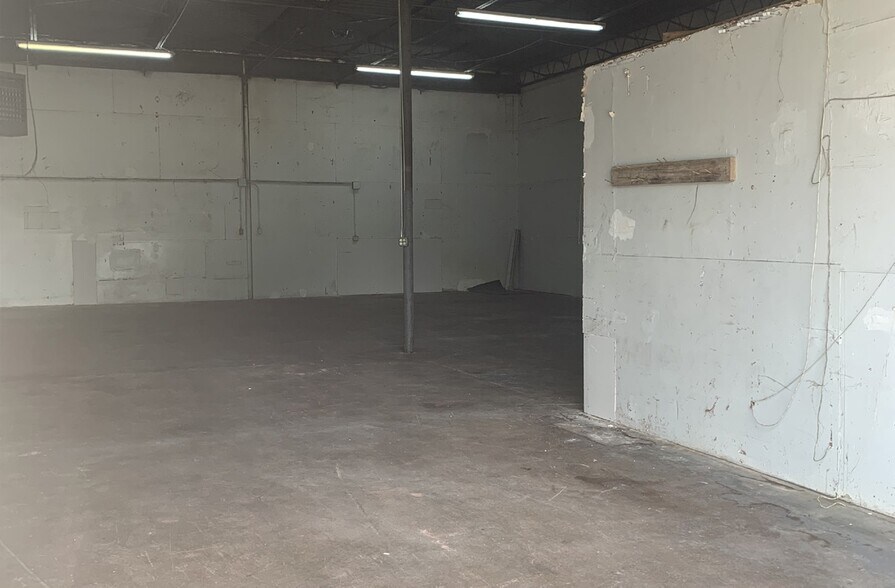 More Photos Of 3425 Raider Dr, Hurst Unknown For Lease