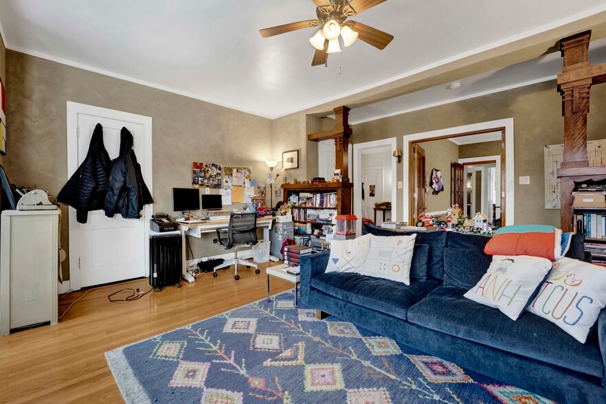 More Photos Of 309 Chicago Ave, Oak Park Apartments For Sale