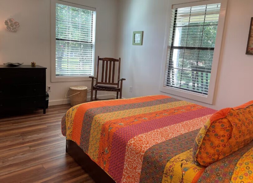 More Photos Of 1281 Post Oak Point Rd, New Ulm Hospitality For Sale