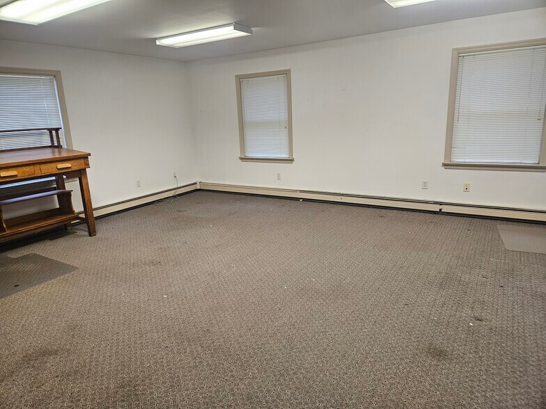 More Photos Of 170 Scotch Rd, Ewing Office For Sale