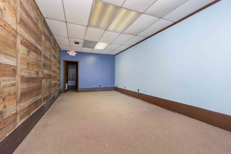 More Photos Of , Live Oak Unknown For Sale