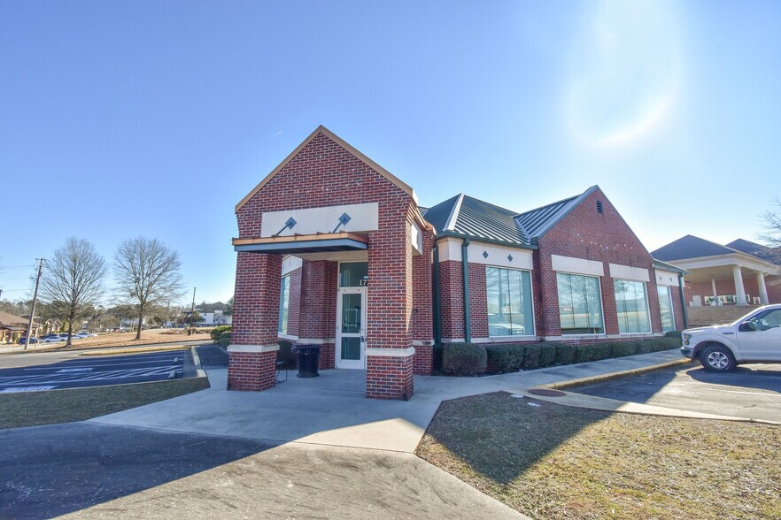 More Photos Of 1775 New Watermelon Rd, Tuscaloosa Bank For Sale