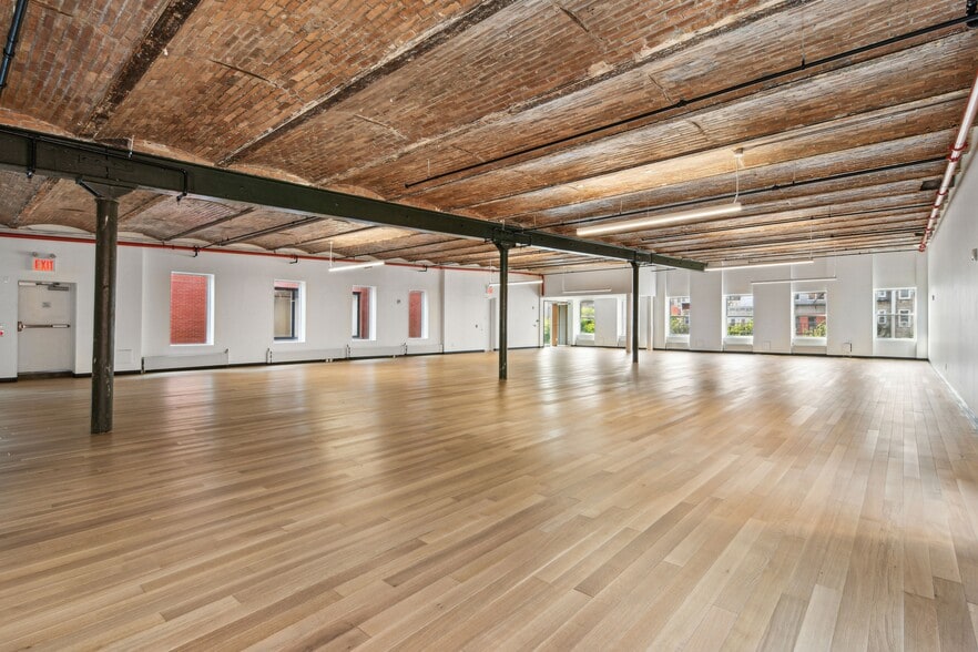 More Photos Of 210 Elizabeth St, New York Office For Lease
