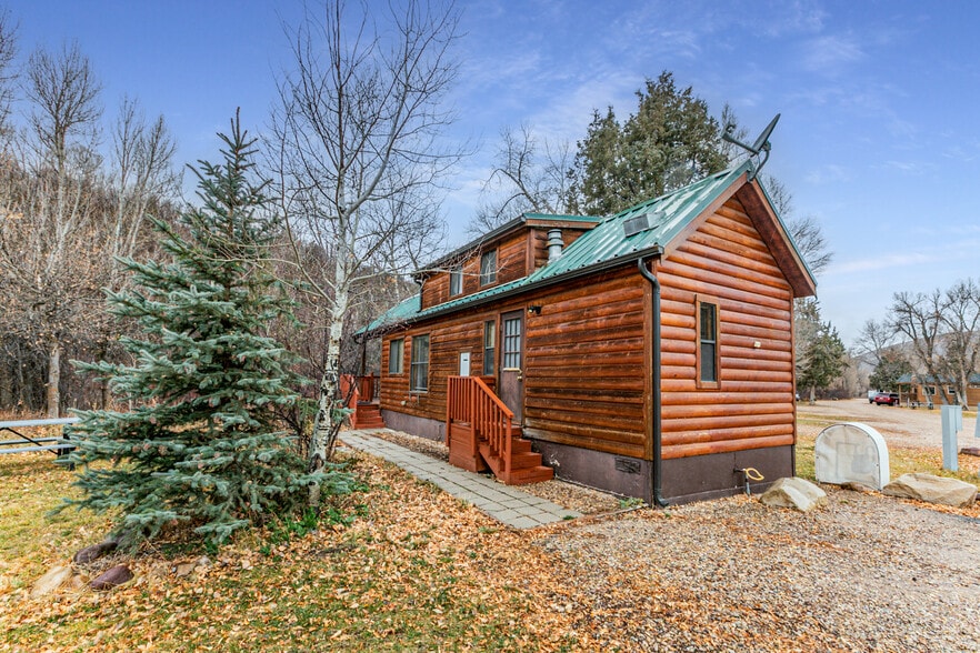 More Photos Of 5175 E Highway 35, Kamas Trailer Camper Park For Sale