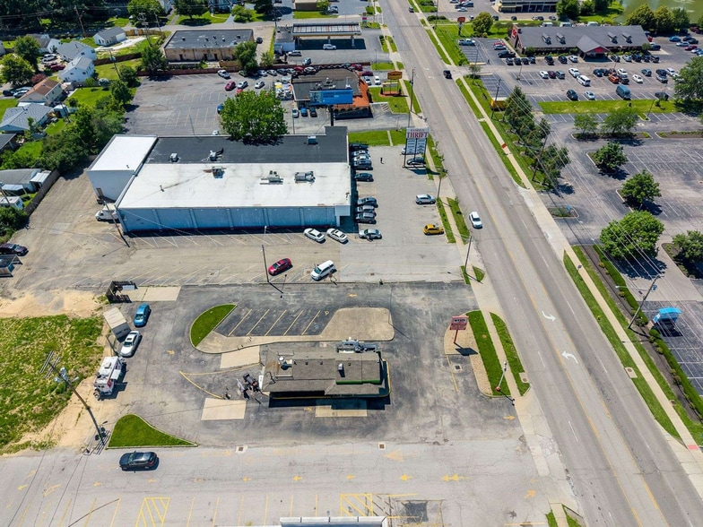 More Photos Of 4825 E Main St, Columbus Fast Food For Sale