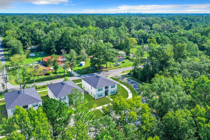 More Photos Of 6421 Breezy Oaks Way, Jacksonville Apartments For Sale