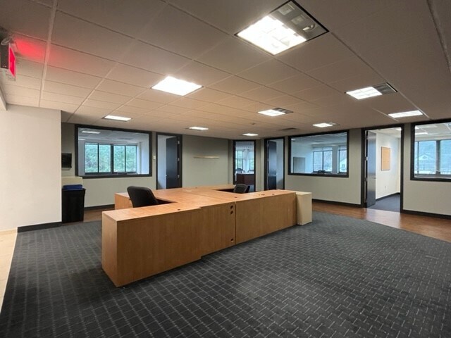 More Photos Of 116 Radio Circle Dr, Mount Kisco Office For Lease