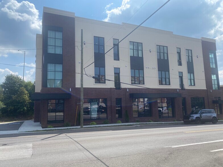 More Photos Of 201 W 5th Ave, Knoxville Apartments For Lease
