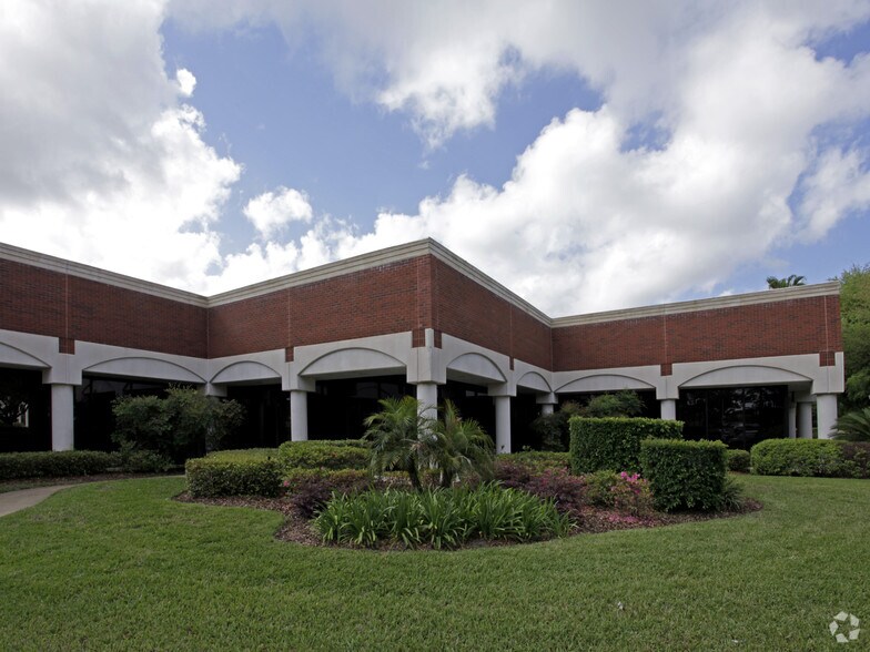 More Photos Of 6355 Metrowest Blvd, Orlando Office For Lease