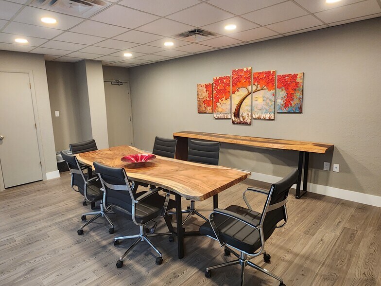 More Photos Of 3502 Henderson Blvd, Tampa Office For Lease