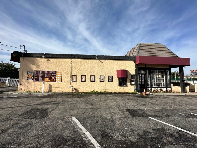 More Photos Of 5960 Crenshaw Blvd, Los Angeles Fast Food For Lease