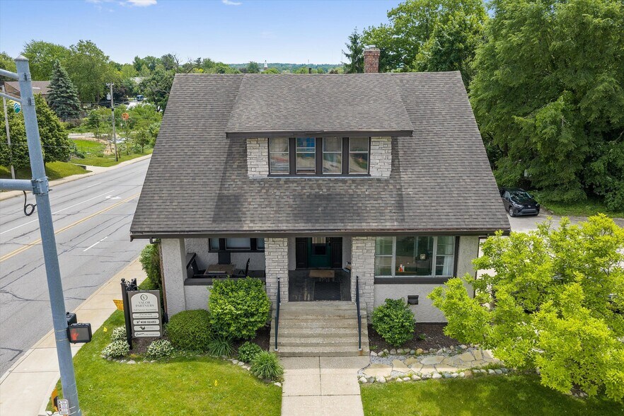 More Photos Of 1028 E Colfax Ave, South Bend Office For Sale