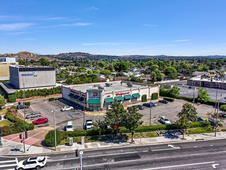 More Photos Of 6600 Magnolia Ave, Riverside Drugstore For Sale
